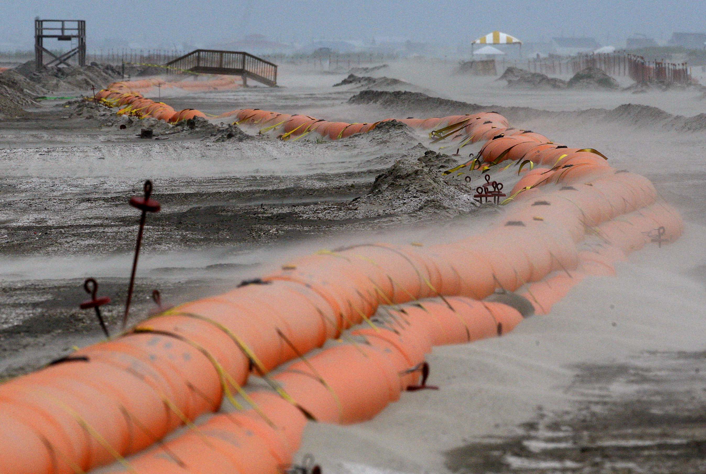 Τροπική καταιγίδα απειλεί τις εργασίες στον Κόλπο του Μεξικού