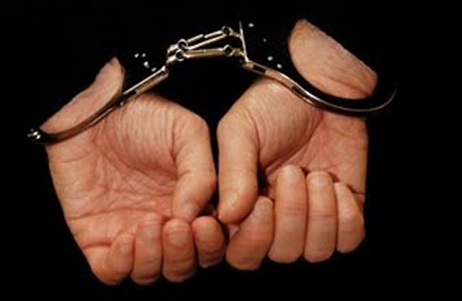 Σύλληψη για παράνομη οπλοκατοχή στην Κόρινθο