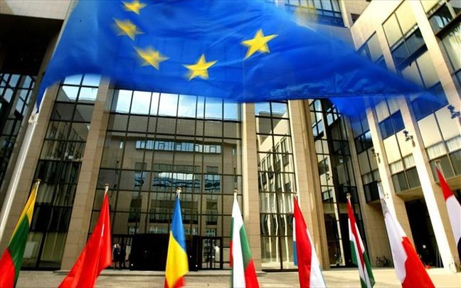 «Διυλίζουν» τις αλλαγές στο ΦΠΑ στο Brussels Group