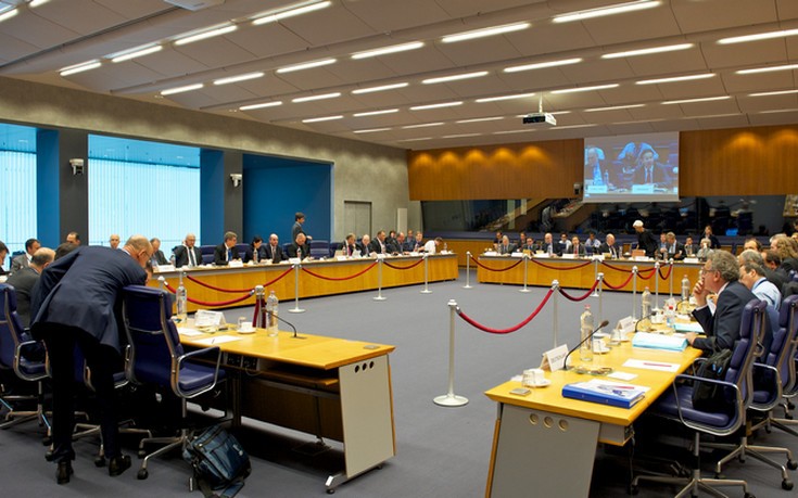 Reuters: Το Eurogroup θα εξετάσει πιθανή χρεοκοπία της Ελλάδας την Δευτέρα
