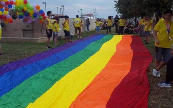 Η Google αφιερώνει doodle στον Γκίλμπερτ Μπέικερ για τη ΛΟΑΤ σημαία του ουράνιου τόξου