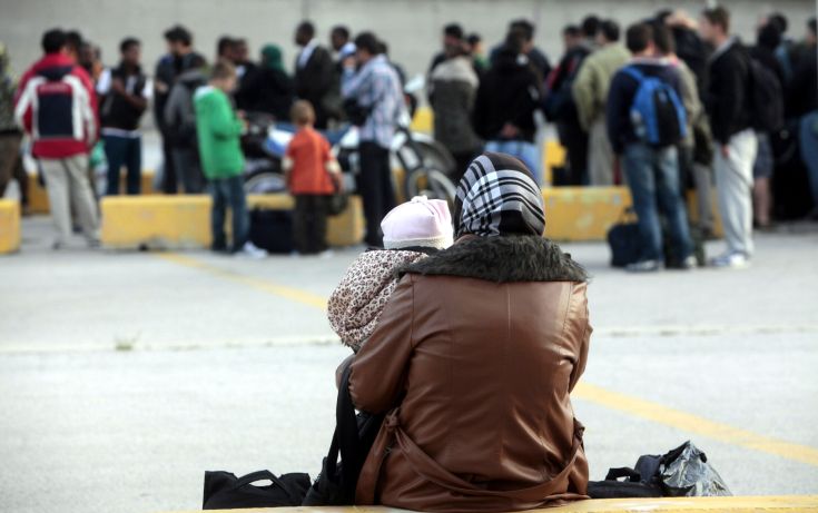 Ακόμα 2.349 πρόσφυγες και μετανάστες έφτασαν στον Πειραιά