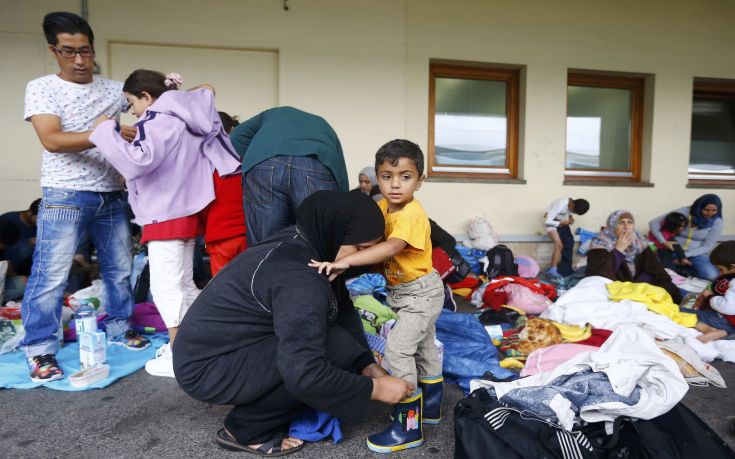 Αποζημίωση θα ζητήσει η Κομισιόν από χώρες που δεν θα δεχθούν πρόσφυγες