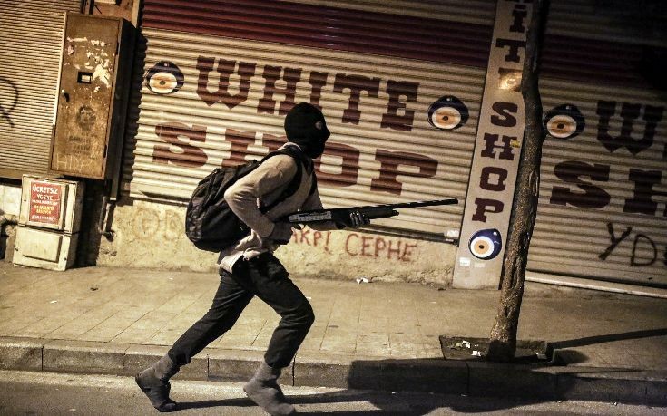 Μαίνονται οι μάχες με το PKK στην Τσίζρε