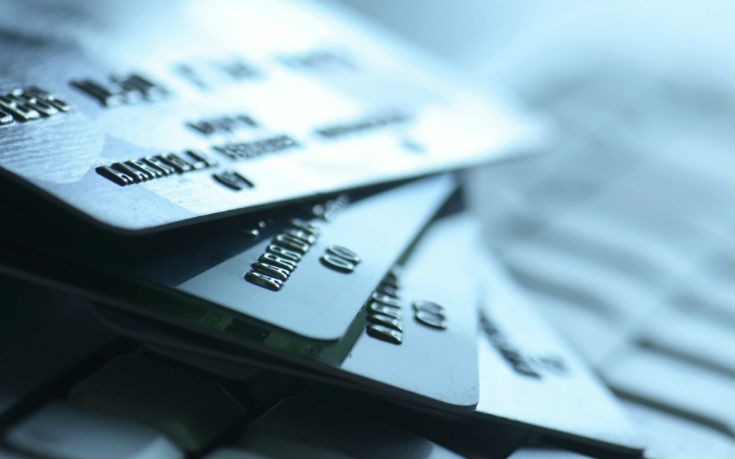 Ρυθμοί-ρεκόρ στη χρήση χρεωστικών καρτών στην Ελλάδα