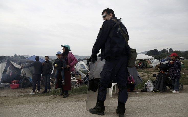 Πάνω από 1.500 πρόσφυγες έχουν αποχωρήσει από την Ειδομένη