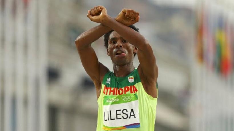 Η κίνηση Αιθίοπα Ολυμπιονίκη που μπορεί να βάλει σε κίνδυνο τη ζωή του