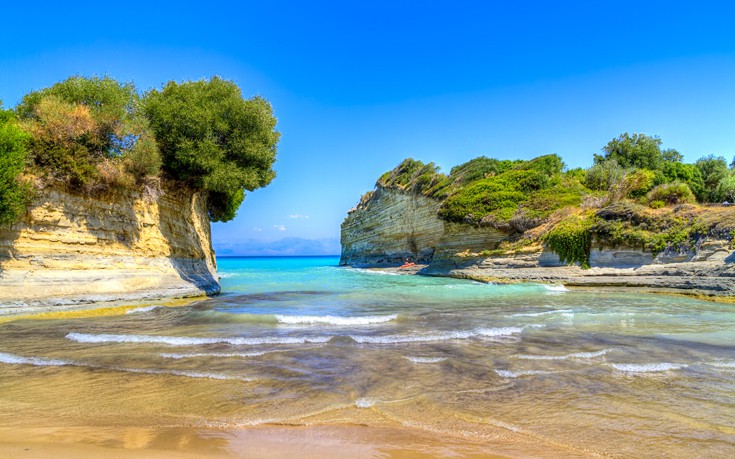 Οι παραλίες της Κέρκυρας που αξίζει να γνωρίσεις