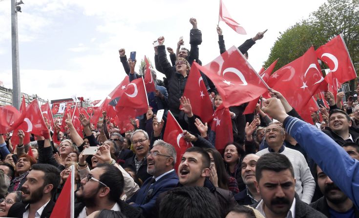 Απορρίφθηκαν οι προσφυγές για ακύρωση του τουρκικού δημοψηφίσματος
