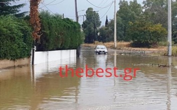 Εγκλωβίστηκαν λόγω πλημμύρας οδηγοί στην Πάτρα