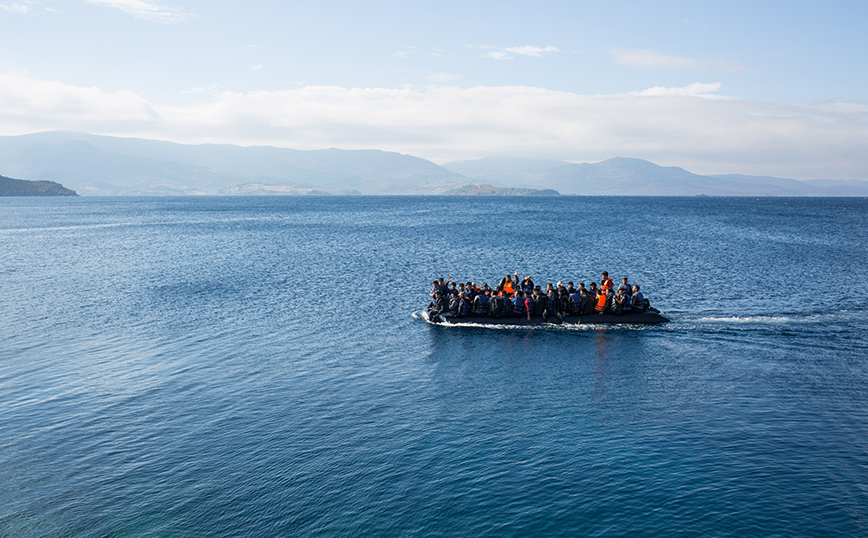Πέντε μετανάστες νεκροί και επτά αγνοούμενοι σε νέο ναυάγιο στην Τυνησία