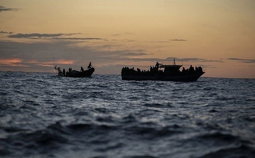 Βρέθηκε μετά από δύο εβδομάδες το σκάφος με τους 200 πρόσφυγες που εξαφανίστηκε ανοιχτά των Καναρίων Νήσων