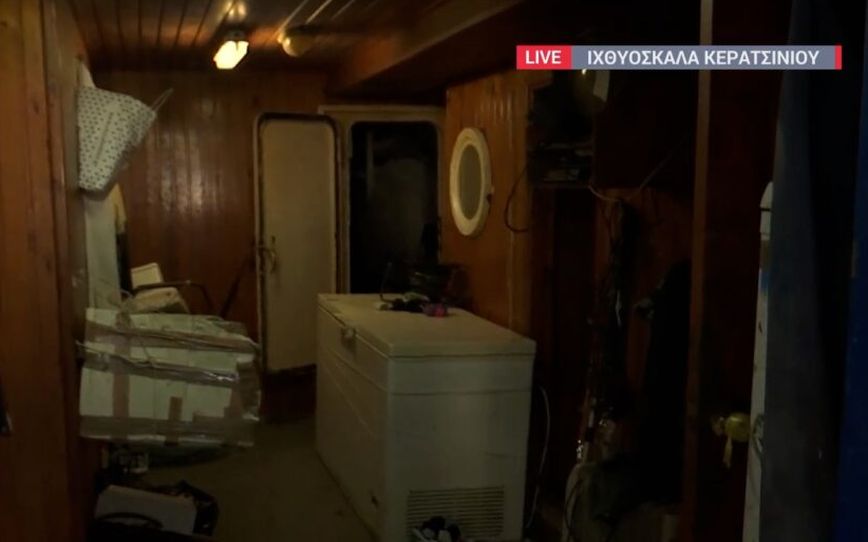 Πλωτό φέρετρο: Στο εσωτερικό ενός αλιευτικού σαν κι αυτό που ήταν στοιβαγμένοι οι εκατοντάδες πρόσφυγες της τραγωδίας στην Πύλο