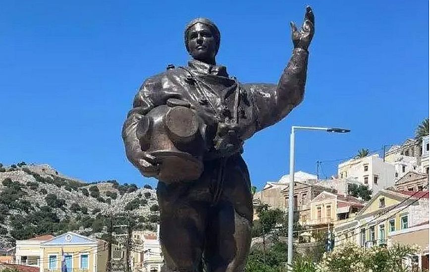 Σύμη: Άγαλμα στη μνήμη της Ευγενίας Μαστορίδου, της πρώτης γυναίκας-δύτριας θα στηθεί στο λιμάνι