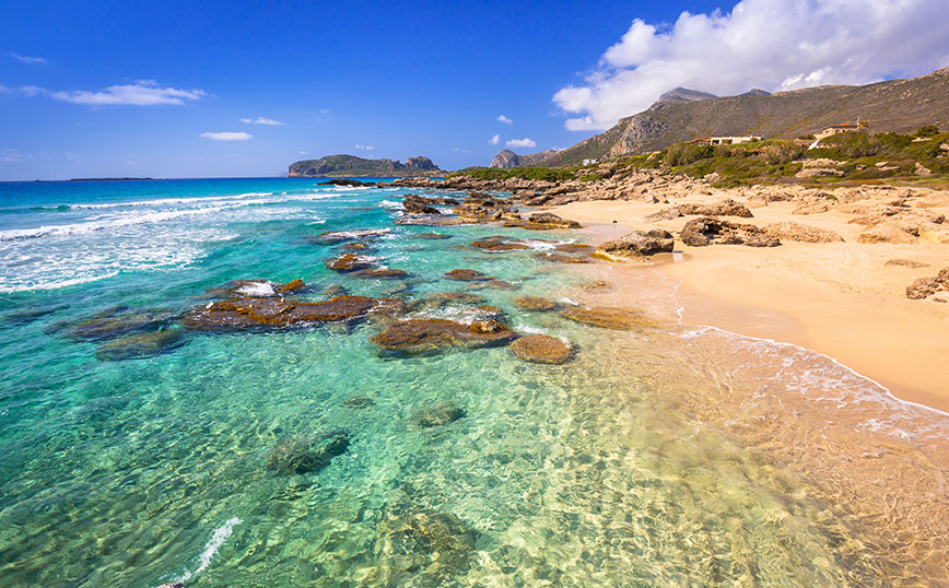 Tripadvisor: Δύο ελληνικές παραλίες στις 25 καλύτερες του κόσμου για το 2024
