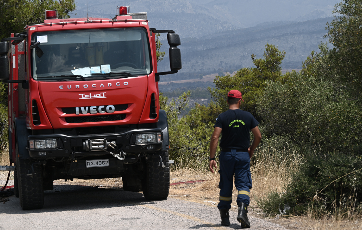 Φωτιά τώρα σε ορεινή περιοχή κοντά στα Σχινοκάψαλα της Κρήτης &#8211; Μεγάλη κινητοποίηση της Πυροσβεστικής
