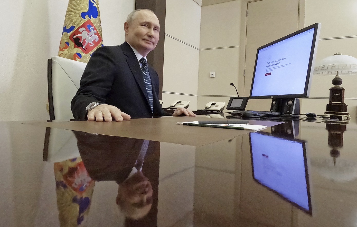 Ρωσία: Ο Πούτιν ψήφισε διαδικτυακά στις προεδρικές εκλογές