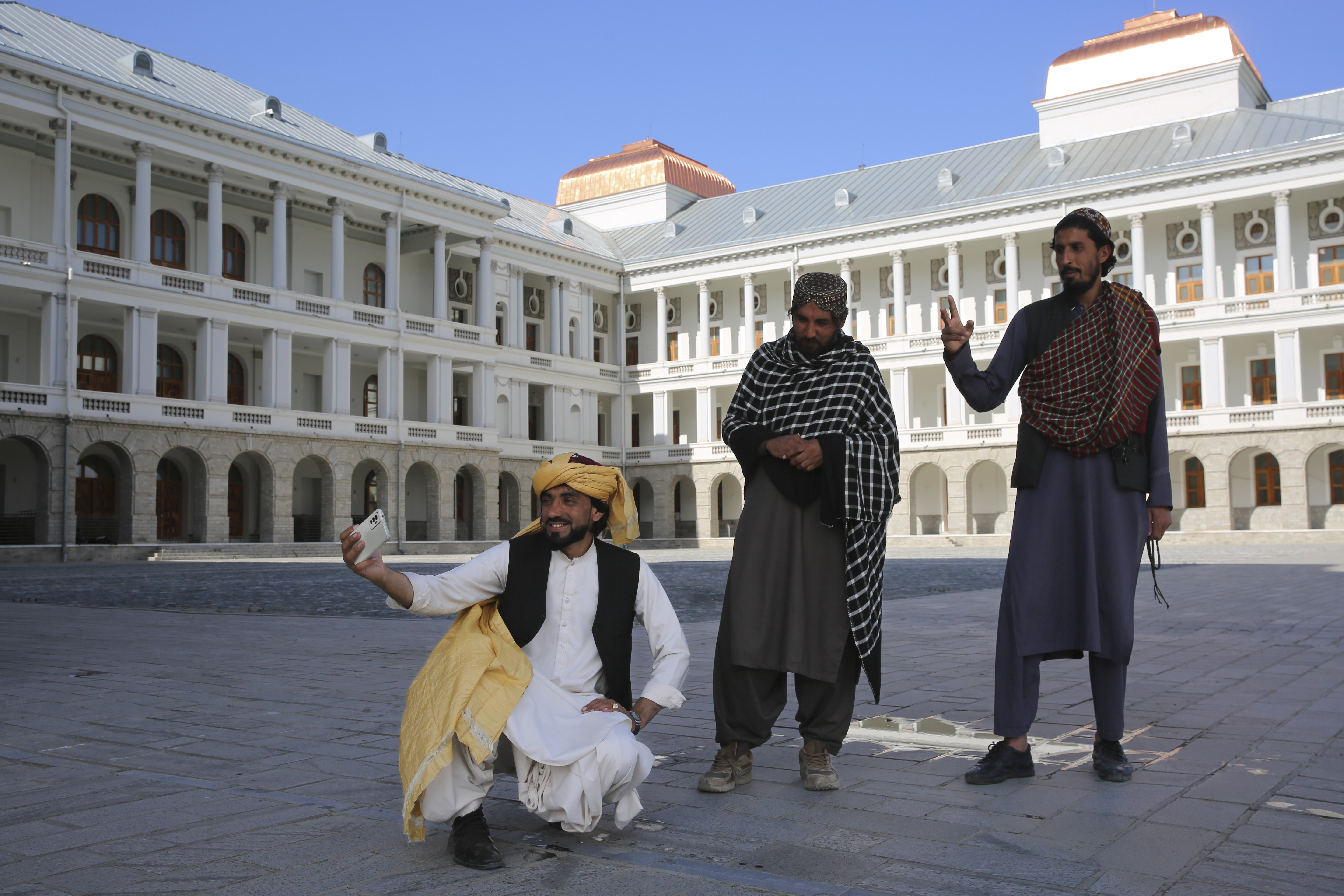 Από την τρομοκρατία στον τουρισμό &#8211; Οι Ταλιμπάν αναβαθμίζουν το προφίλ του Αφγανιστάν με spa και σχολή τουρισμού