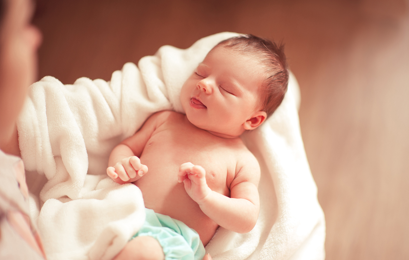Νοσοκομείο έδωσε λάθος μωρό σε νέα μαμά, γιατί «έμοιαζαν πάρα πολύ»