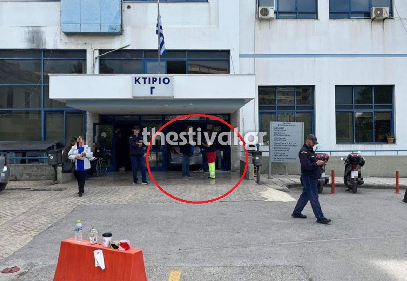 Απίστευτο περιστατικό στη Θεσσαλονίκη: Αυτοκίνητο κατέληξε μέσα στο Ιπποκράτειο Νοσοκομείο