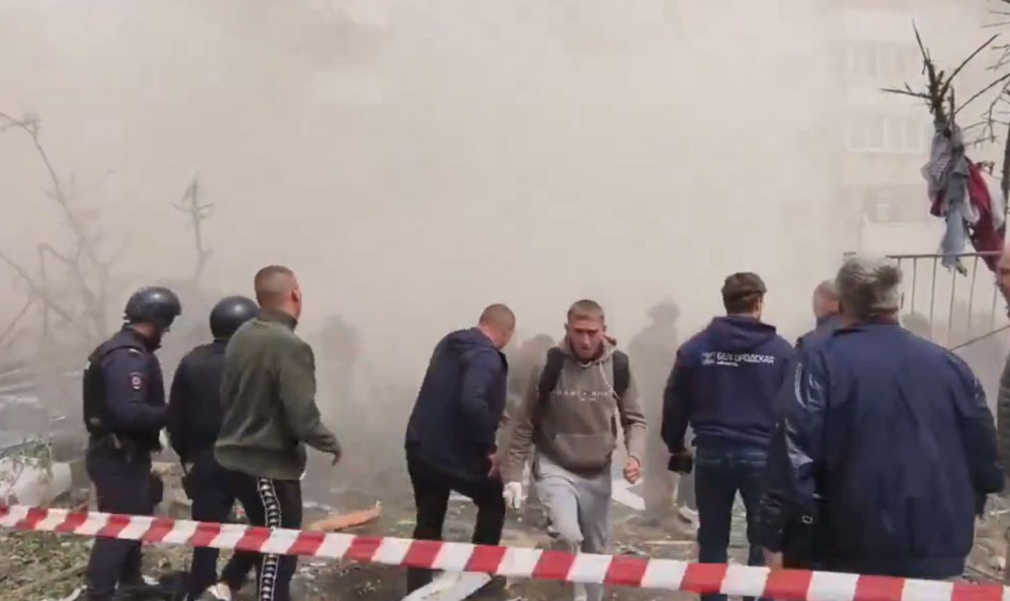 «Βάρβαρος» ο βομβαρδισμός από τους Ουκρανούς ενός συγκροτήματος διαμερισμάτων στο Μπέλγκοροντ λέει το Κρεμλίνο