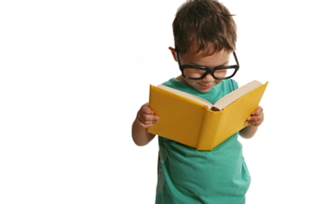 Πώς να διαβάσετε ένα βιβλίο στο παιδί σας