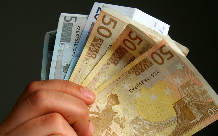 Ρυθμίσεις για τους μικρούς επιχειρηματίες που χρωστούν έως 30.000 ευρώ