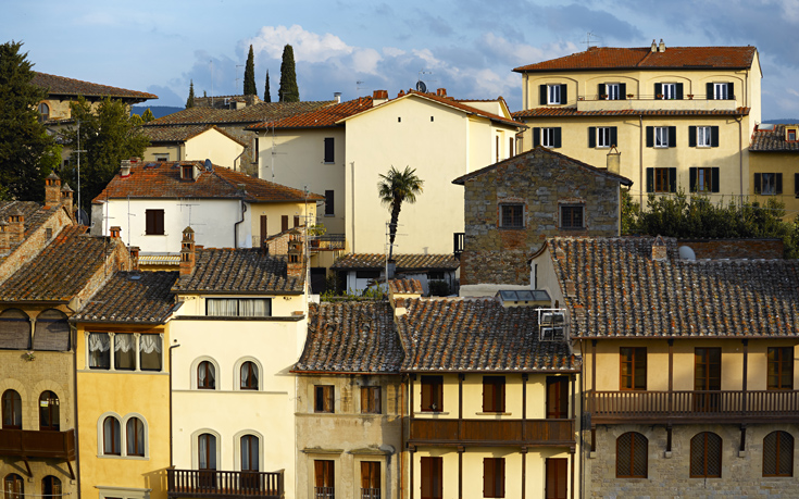 Ιταλική πόλη σε πληρώνει 2.000 ευρώ για να μετακομίσεις εκεί