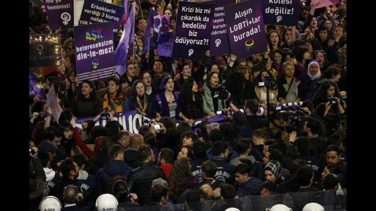 Τουρκία: Δεκάδες διαδηλωτές στους δρόμους της Κωνσταντινούπολης