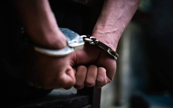 Συνελήφθη 29χρονος με την κατηγορία ότι είχε κάνει πάνω από 65 ληστείες και κλοπές