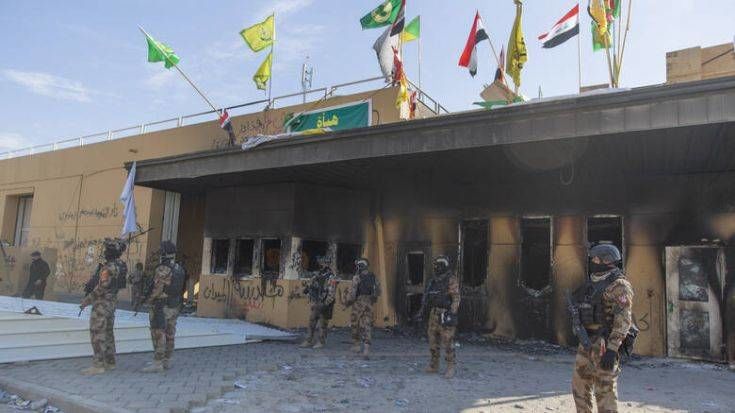 Οι τρεις από τις πέντε ρουκέτες χτύπησαν το κτίριο της πρεσβείας των ΗΠΑ στην Βαγδάτη