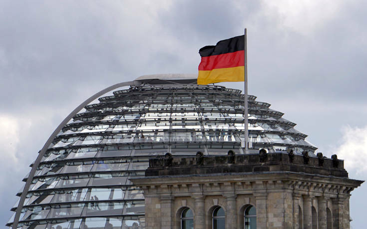 Ο κορονοϊός συρρικνώνει το ΑΕΠ της Γερμανίας κατά 6,3%