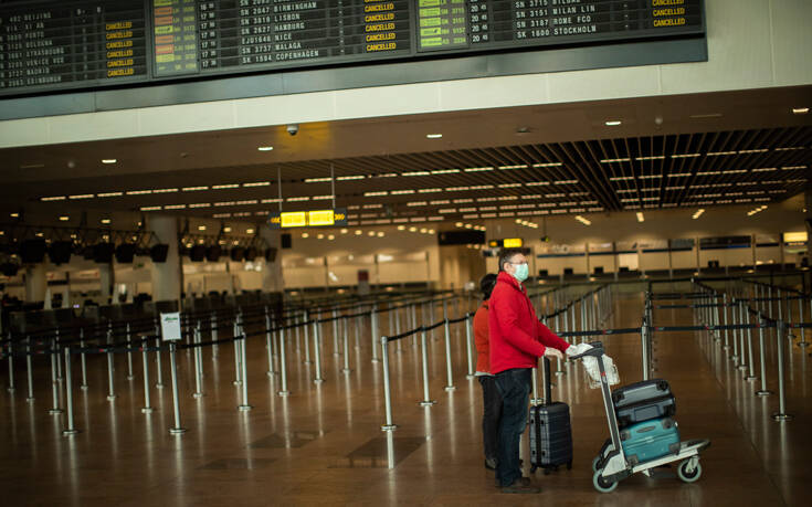 Ματαιώθηκαν χίλιες πτήσεις σε αεροδρόμια του Πεκίνου, κλείνουν και πάλι τα σχολεία
