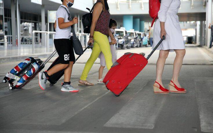 Επίσκεψη Χαρδαλιά σε 18 περιφερειακά αεροδρόμια - Αρχίζουν από 1η Ιουλίου οι πτήσεις εξωτερικού