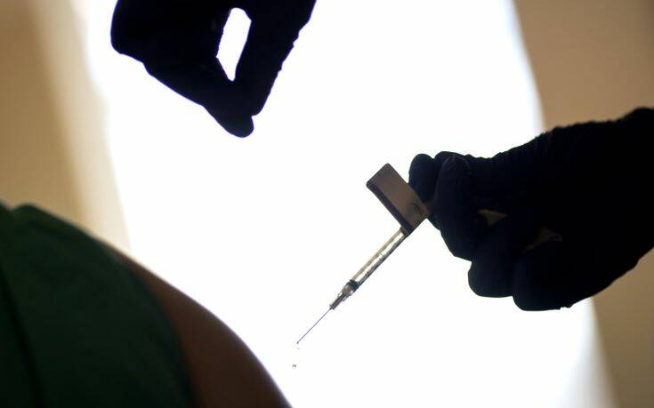 Τι ισχύει για τις παρενέργειες του εμβολίου κατά του κορονοϊού